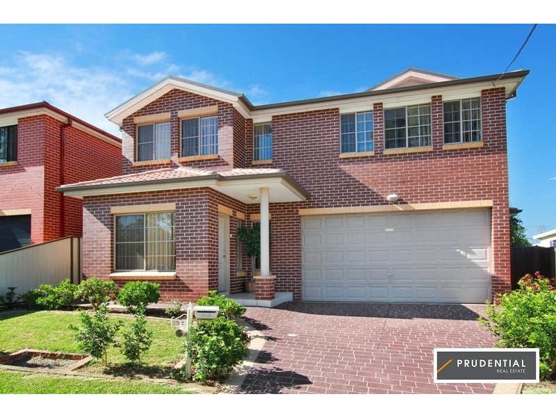 23 Hull Avenue, Lurnea NSW 2170