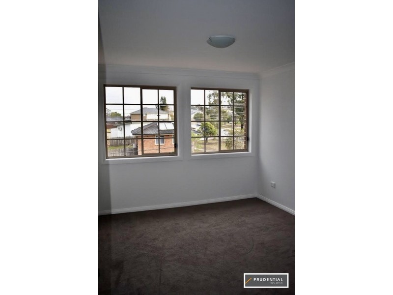 23 Hull Avenue, Lurnea NSW 2170