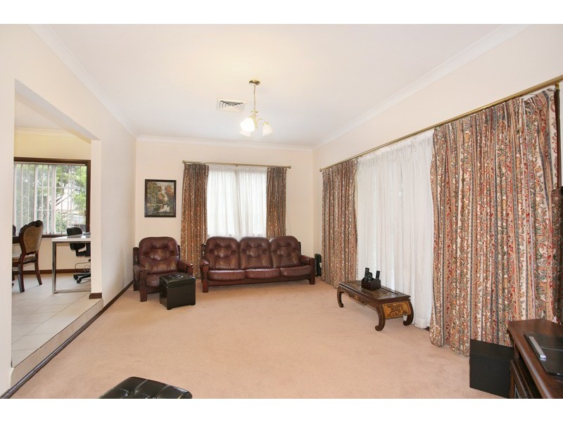 1 Colong Close, Hoxton Park NSW 2171