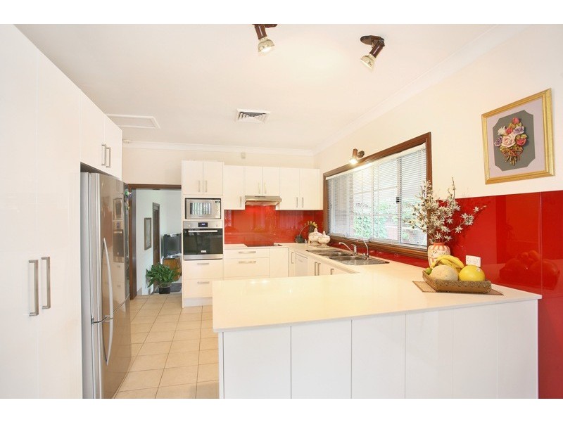 1 Colong Close, Hoxton Park NSW 2171