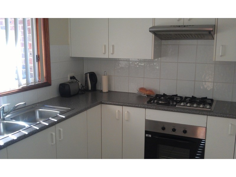 2/19 Azelea Avenue, Macquarie Fields NSW 2564