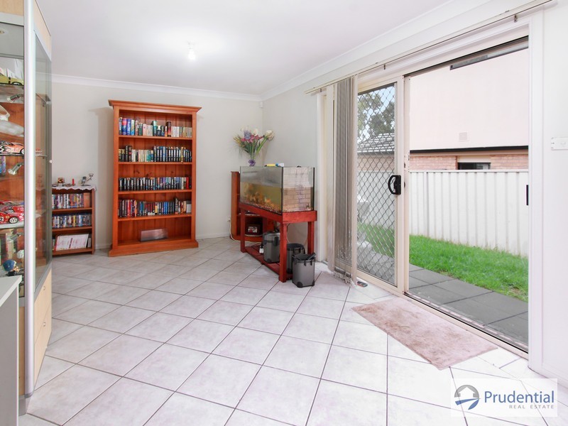 33 Chapman Avenue, West Hoxton NSW 2171
