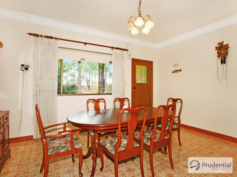 42 Cedar Road, Prestons NSW 2170