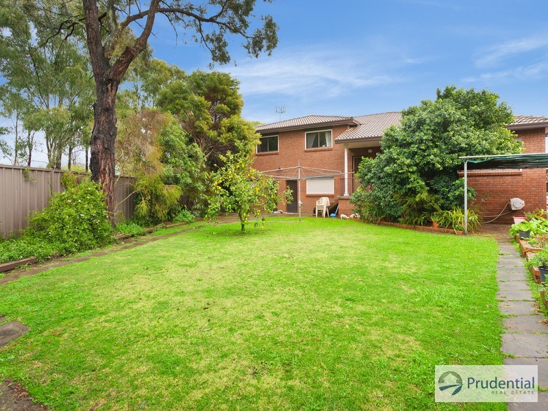 42 Cedar Road, Prestons NSW 2170