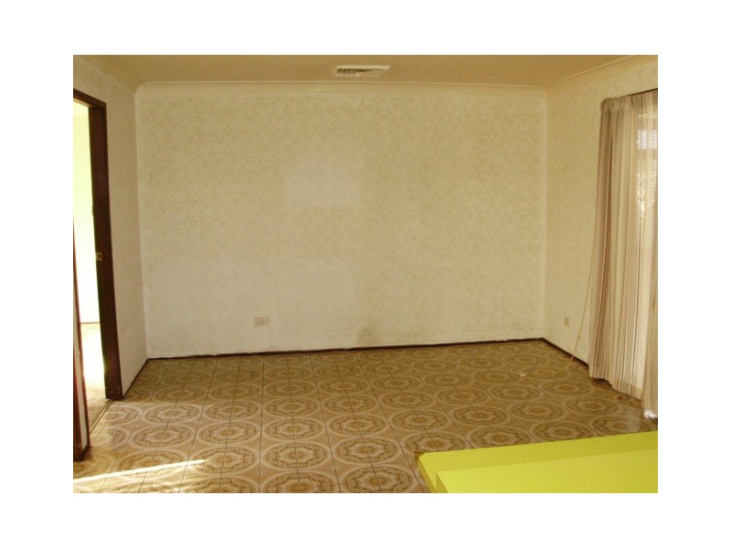 16 Norman Ave, Hammondville NSW 2170