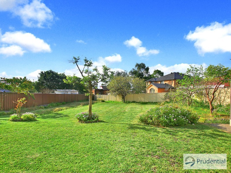 5 Roland Ave, Liverpool NSW 2170