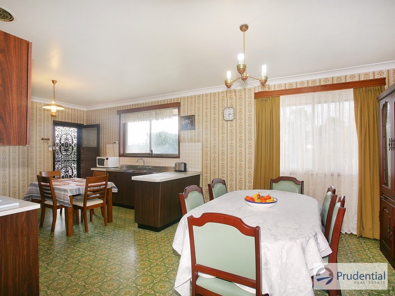 5 Roland Ave, Liverpool NSW 2170