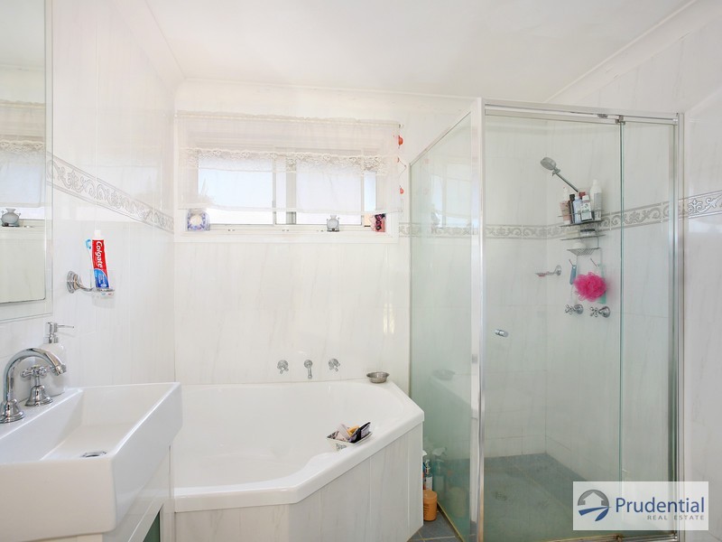 12/2 William St, Lurnea NSW 2170