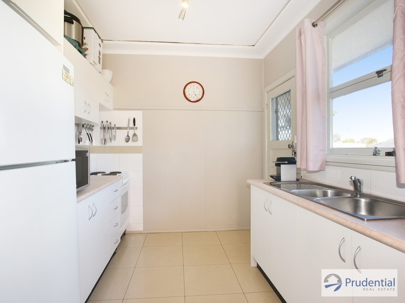 21 Dunbier Ave, Lurnea NSW 2170