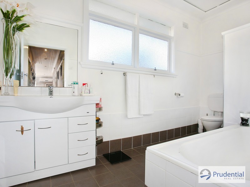 21 Dunbier Ave, Lurnea NSW 2170