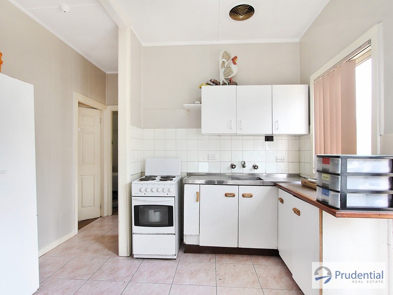 51 Cooper Ave, Moorebank NSW 2170