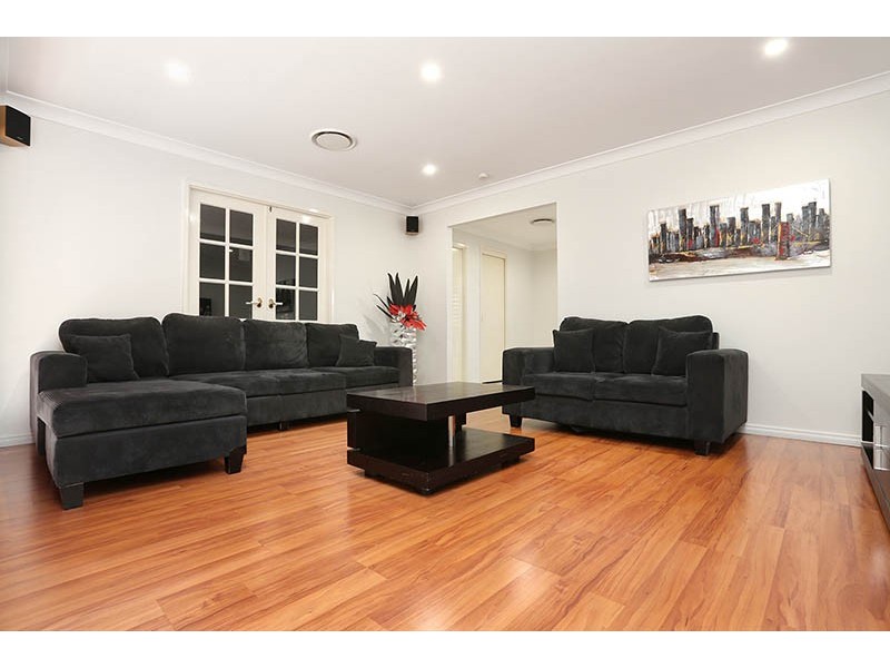 14 Kestrel Ave, Hinchinbrook NSW 2168