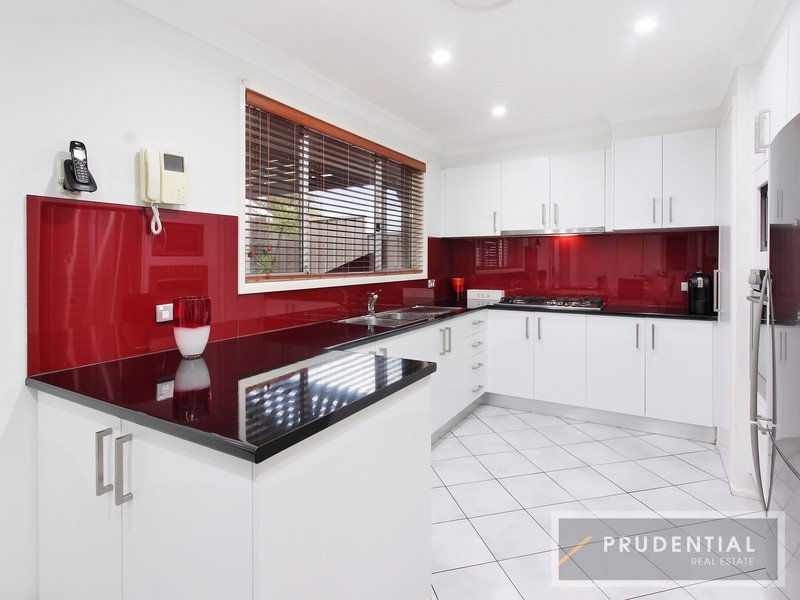 14 Kestrel Ave, Hinchinbrook NSW 2168