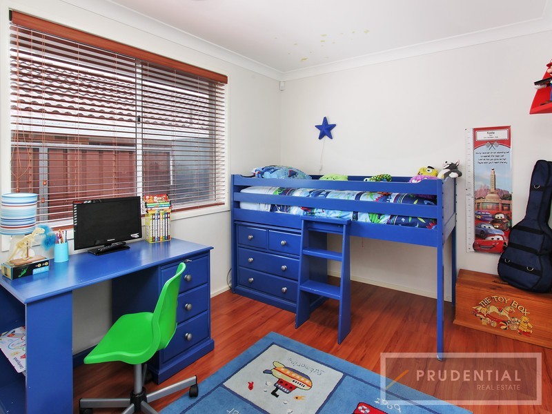 14 Kestrel Ave, Hinchinbrook NSW 2168