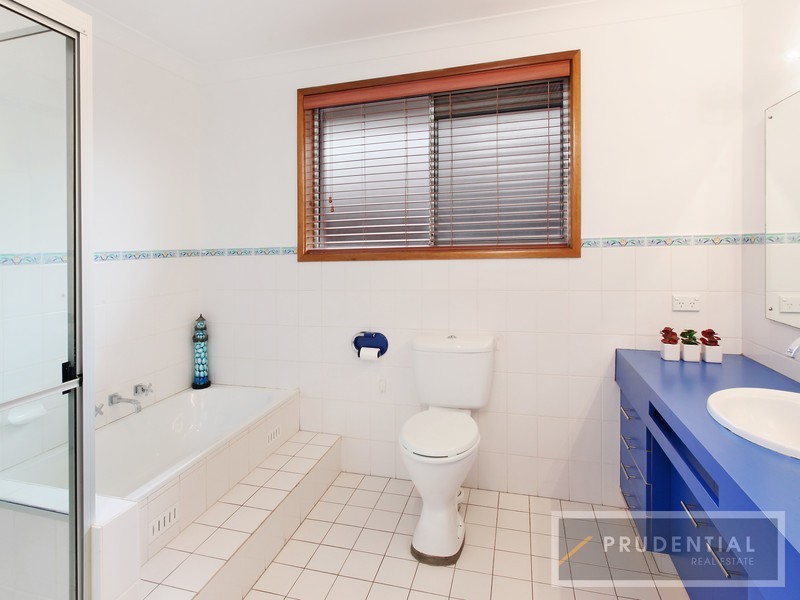 14 Kestrel Ave, Hinchinbrook NSW 2168