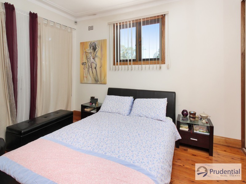 33 Atkinson St, Liverpool NSW 2170