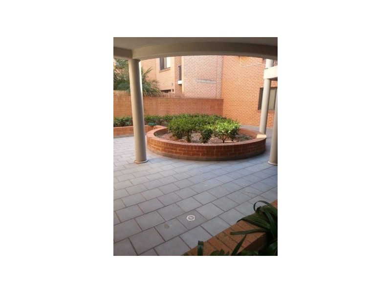 3/51 Bathurst St, Liverpool NSW 2170