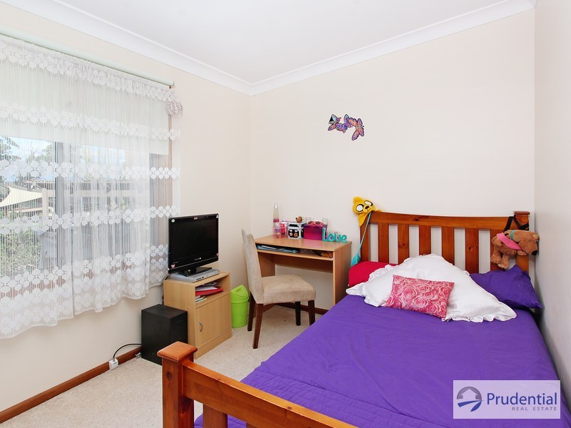 10 Tallara Ave, Busby NSW 2168