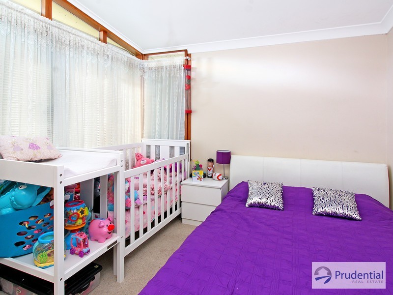 10 Tallara Ave, Busby NSW 2168