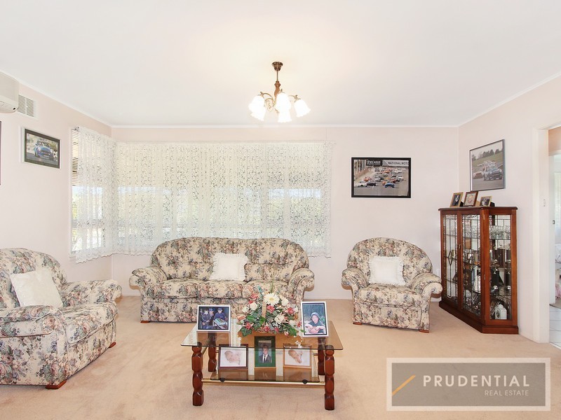 26 Weir Crescent, Lurnea NSW 2170