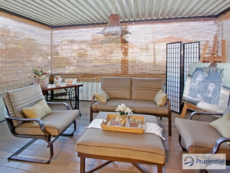 47 Rowe Avenue, Lurnea NSW 2170