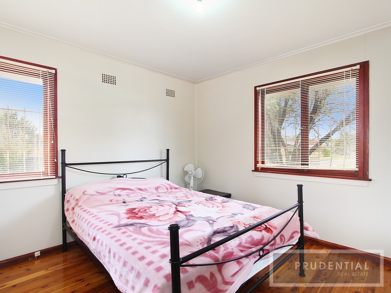 16 Festival Street, Sadleir NSW 2168