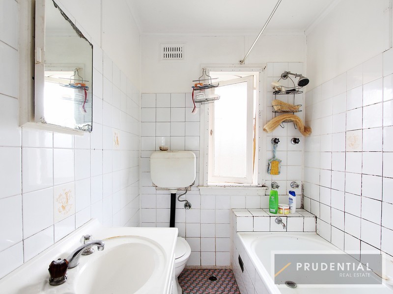 16 Festival Street, Sadleir NSW 2168