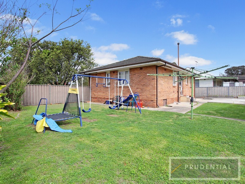 16 Festival Street, Sadleir NSW 2168