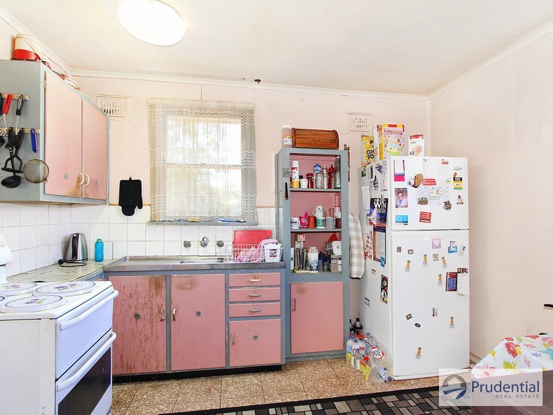 35 Romney Cresent, Miller NSW 2168