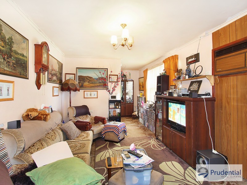 35 Romney Cresent, Miller NSW 2168