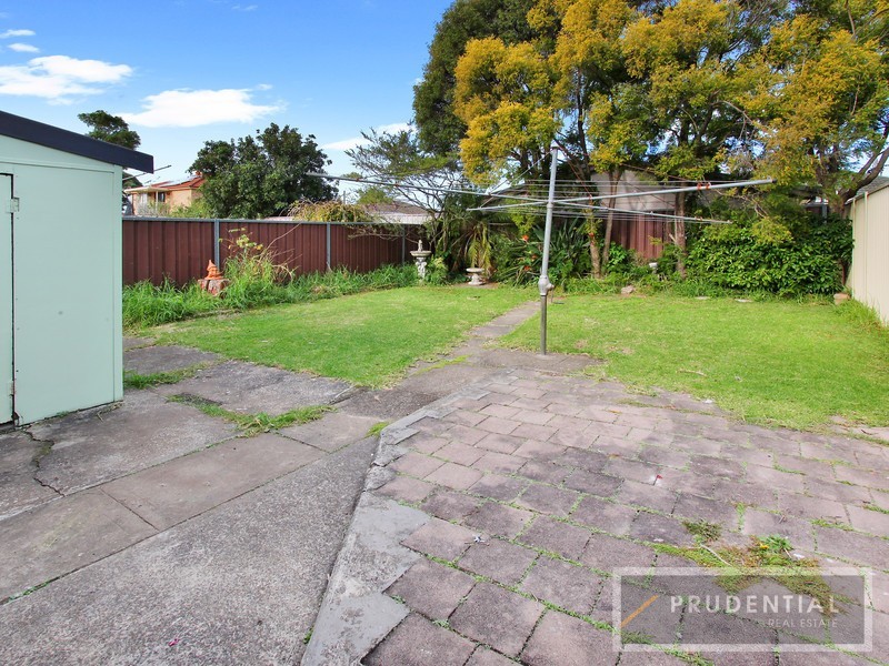86 Medley Avenue, Liverpool NSW 2170
