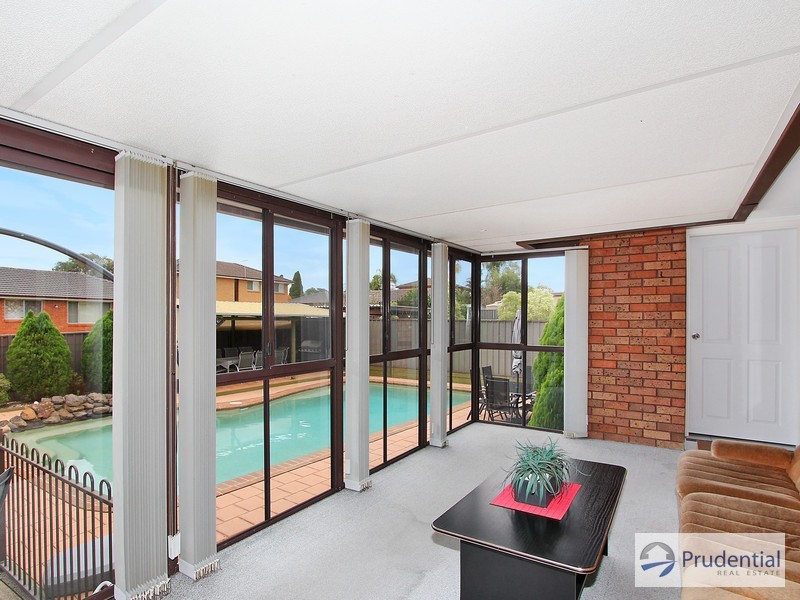 12 Grose Ave, Lurnea NSW 2170