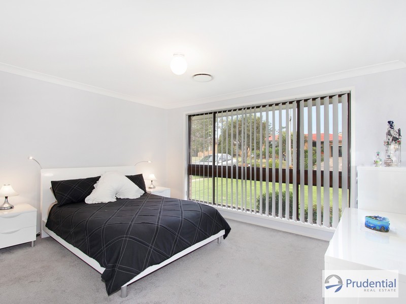 12 Grose Ave, Lurnea NSW 2170