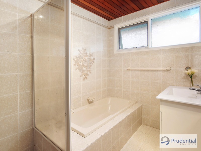 101 Medley Ave, Liverpool NSW 2170