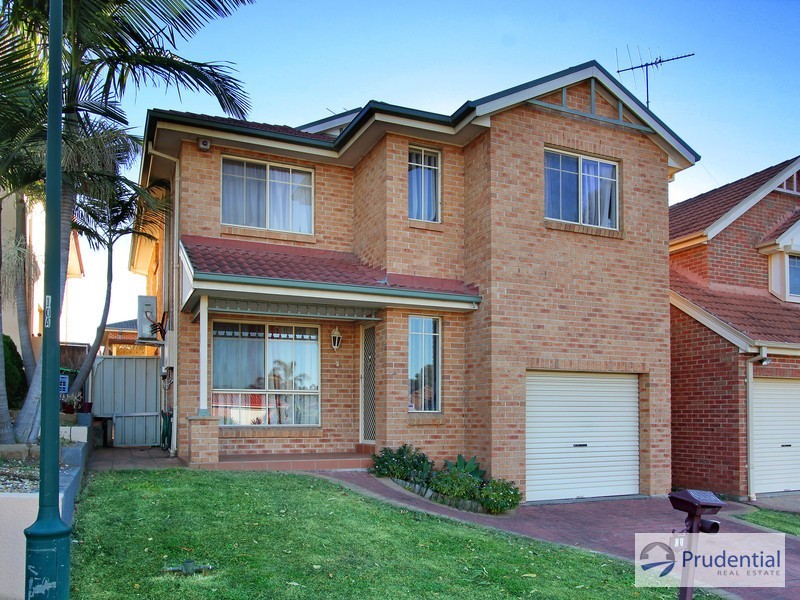21 Gilmore Rd, Casula NSW 2170