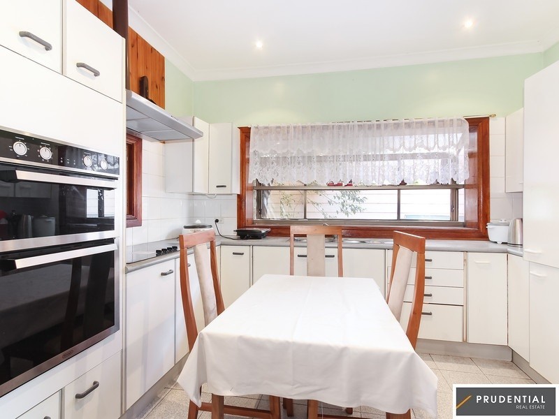 4 Mill Rd, Liverpool NSW 2170