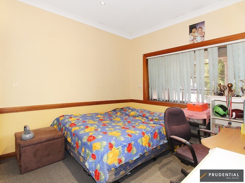 4 Mill Rd, Liverpool NSW 2170