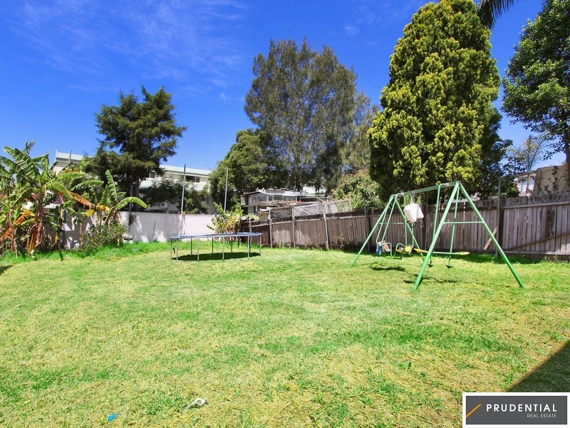 4 Mill Rd, Liverpool NSW 2170