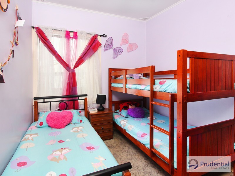 5 Naranghi St, Busby NSW 2168