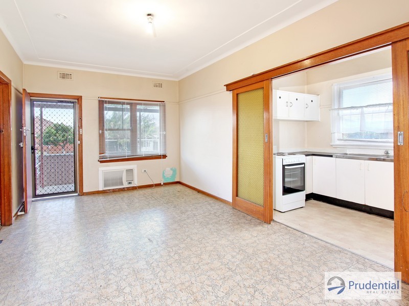 5 St Pauls Crescent, Liverpool NSW 2170