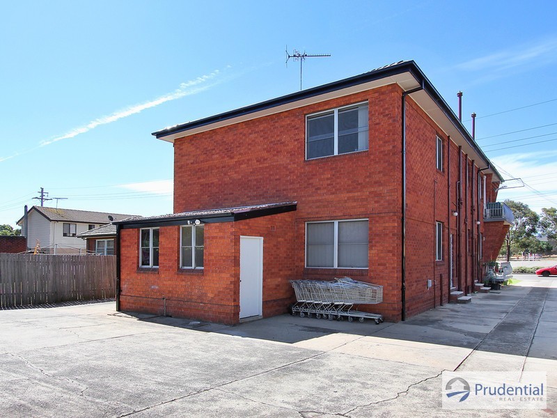40 Hoxton Park Road, Liverpool NSW 2170