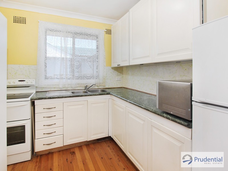 32 Wildman Avenue, Liverpool NSW 2170