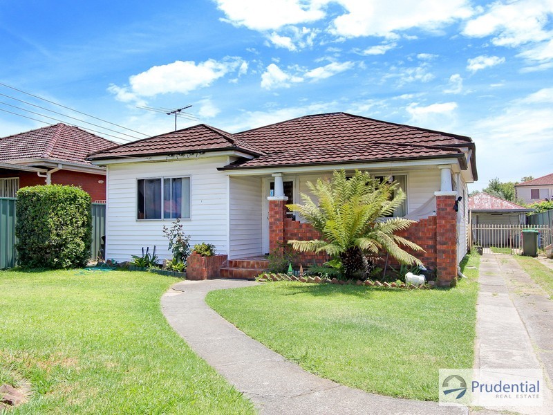 29 Market Street, Moorebank NSW 2170