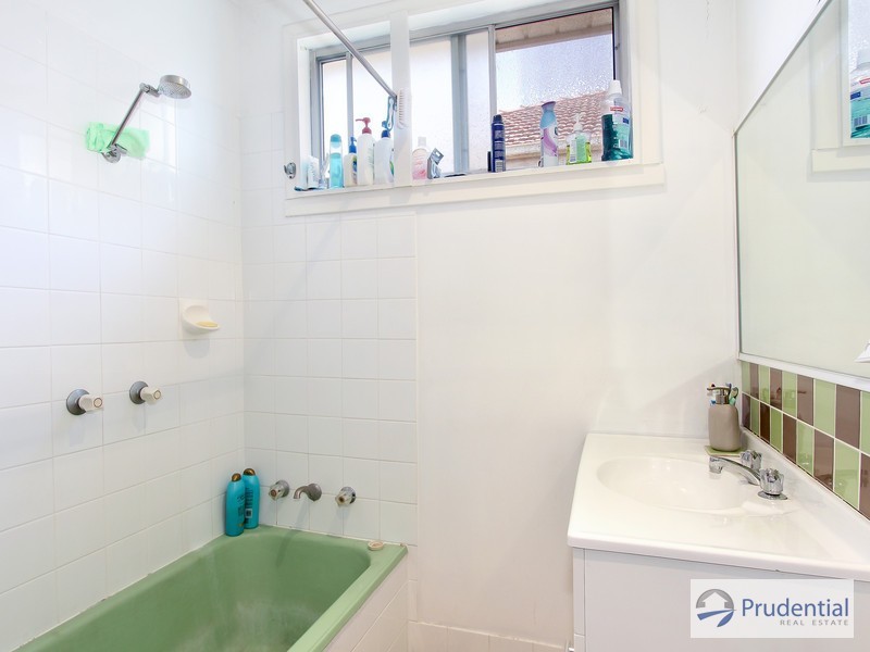 29 Market Street, Moorebank NSW 2170