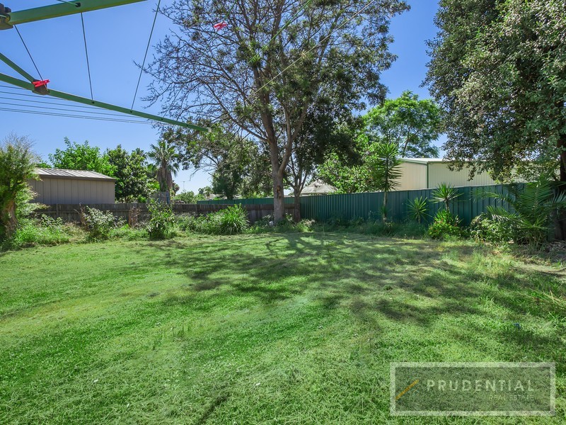 8 Coolaroo Crescent, Lurnea NSW 2170