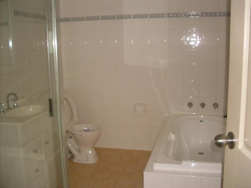 3/51 Bathurst Street, Liverpool NSW 2170