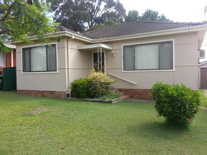 8 Nicholson Avenue, Leumeah NSW 2560