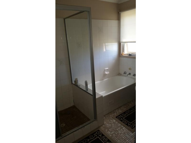 10 Wilkes Ave, Moorebank NSW 2170