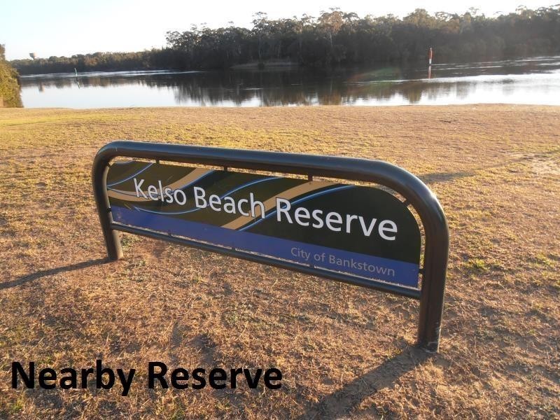 10 Park Rd, East Hills NSW 2213