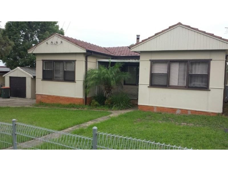 12 Phyllis Street, Mount Pritchard NSW 2170